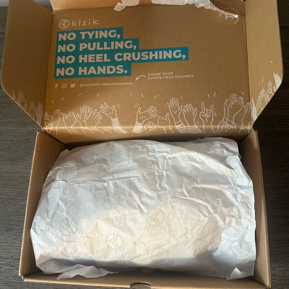 Kizik Irvine comfortable breathable stretch slip on sneakers - Picture 7 of 10